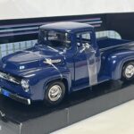 Ford F 100 1956 bleu Motormax 1/24°