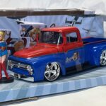 Ford F100 1956 SuperGirl Jadatoys 1/24°