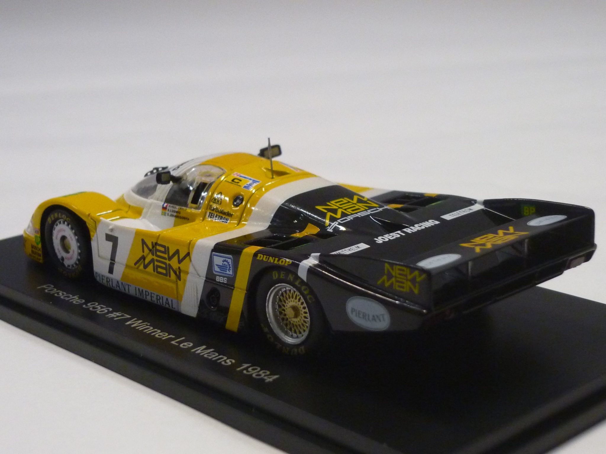 Porsche 356SL (1951 24 Hours of Le Mans) | 1:43 Scale Model | Spark – Model Citizen Diecast