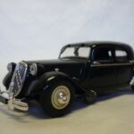 Citroen Traction 15 six universal hobbies 1/43°