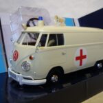 Volkswagen Combi T1 ambulance 1/24° Motormax