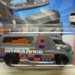 Rapid Response Ambulance Hotwheels 1/64°