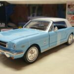 Ford Mustang hard top 1965 Opération Tonnerre James Bond  Motormax 1/24