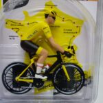 Cycliste - (maillot jaune) Tour de France 2023 1/18° Solido