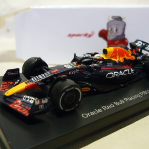 F1 Red Bull racing RB18 M.Verstappen Champion du monde 2022 Sparky 1/64°