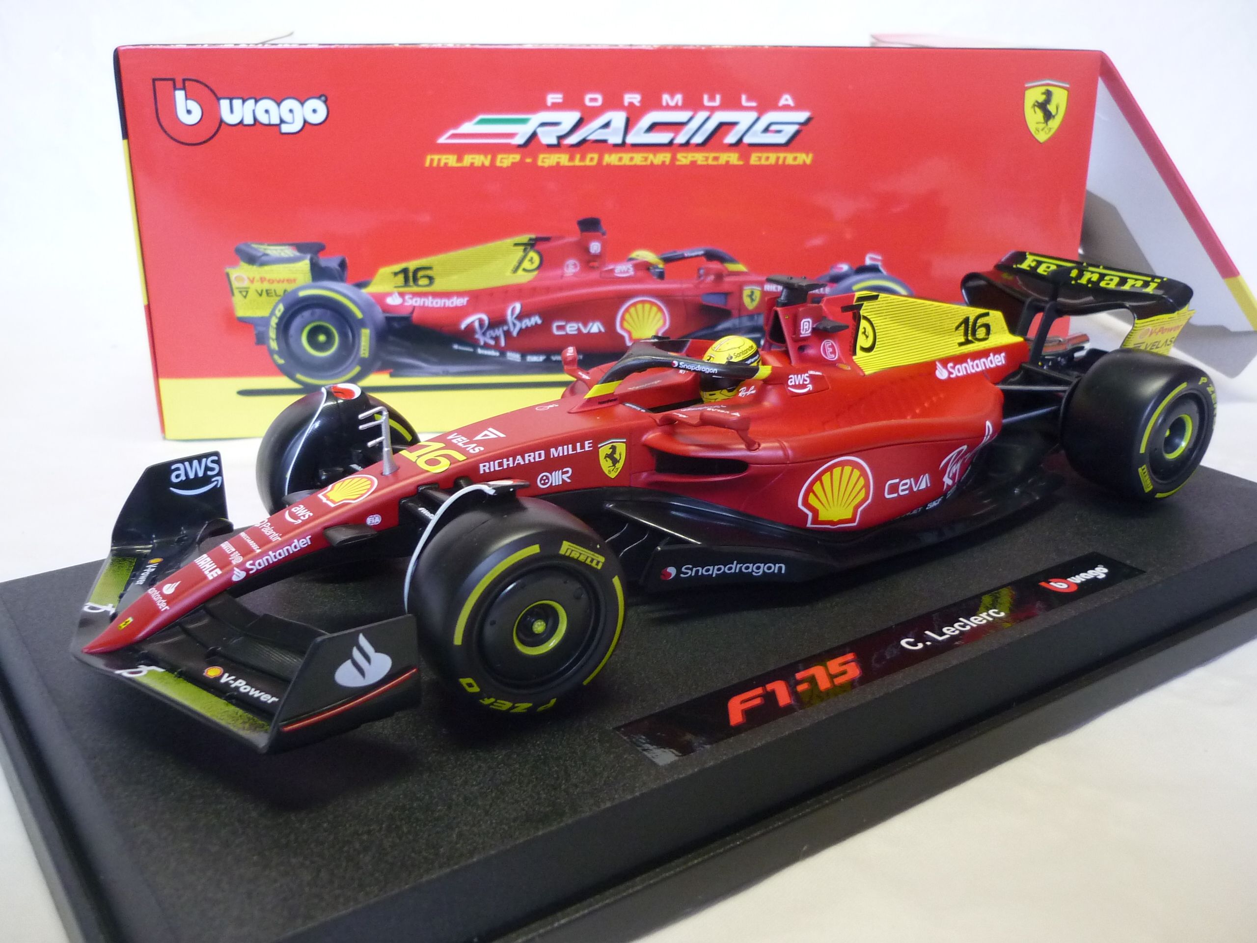 Ferrari F1-75 N°16 Leclerc Monza 2022 1/18 Burago