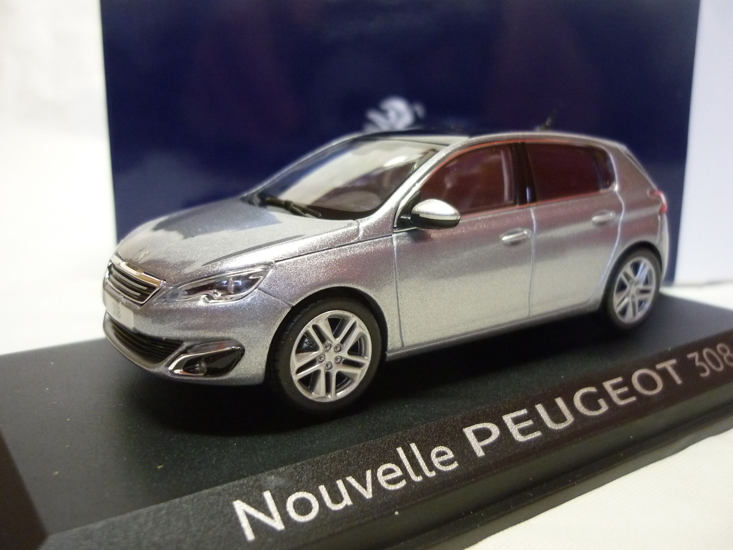 Voiture miniature Peugeot 308 