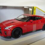 Nissan Skyline GT-R35 2017 1/24° Burago