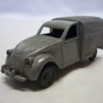 Citroen 2cv camionnette jouets Clé plastique echelle environ 1/64