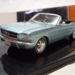 Ford Mustang cabriolet 1965 Ixo 1/43