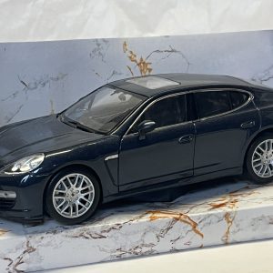 Porsche Panamera sans boite Welly 1/24