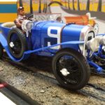 Chenard et Walker N°9 Winner Le Mans 1923 avec Figurine Le Mans Miniatures 1/18°