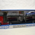Camion Mercedes Actros porte autos avec 1 voiture Burago 1/43°
