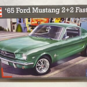 Maquette Ford Mustang 2+2 Fastback 1965 Revell 1/24
