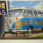 Maquette Volkswagen Combi T1 power flower Revell 1/24