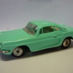 Renault Floride avec servo direction Norev plastique 1/43°