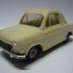 Vespa 400 Norev plastique 1/43°