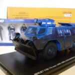 Berliet VXB 170 VBRG Notre Dame des Landes avec lame et 4 figurines gendarmes - Gendarmerie - Perfex 1/43