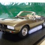 Peugeot 504 cabriolet  1984 Cult Models 1/18°