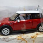 Mini Cooper sans boîte Welly 1/24