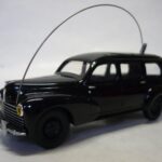 Peugeot 203 break gendarmerie Norev 1/43