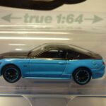 FORD Mustang GT 2015 1/64° Auto World