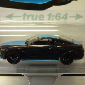 FORD Mustang GT 2015 1/64° Auto World