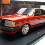 Volvo 240 turbo custom 1/18° Ixo
