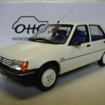 Peugeot 205 Junior 1988 Ottomobile 1/18°
