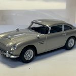Aston Martin DB5 grise 1964 1/43 Norev