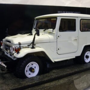 Toyota Land Cruiser BJ 40 van Kyosho 1/18