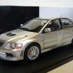 Mitsubishi Lancer EVO VII 1/24° Whitebox