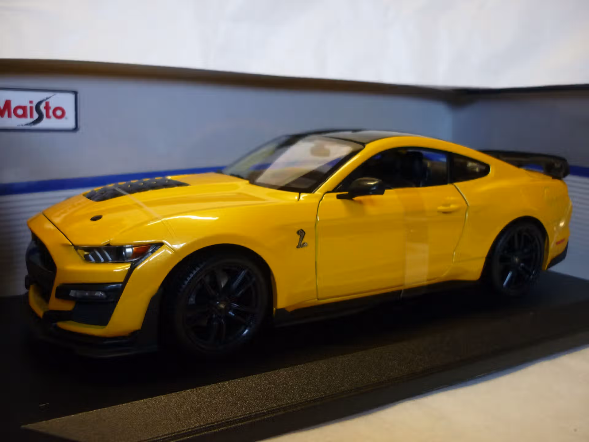 Ford Mustang Shelby GT500 2020 1/18° Maisto