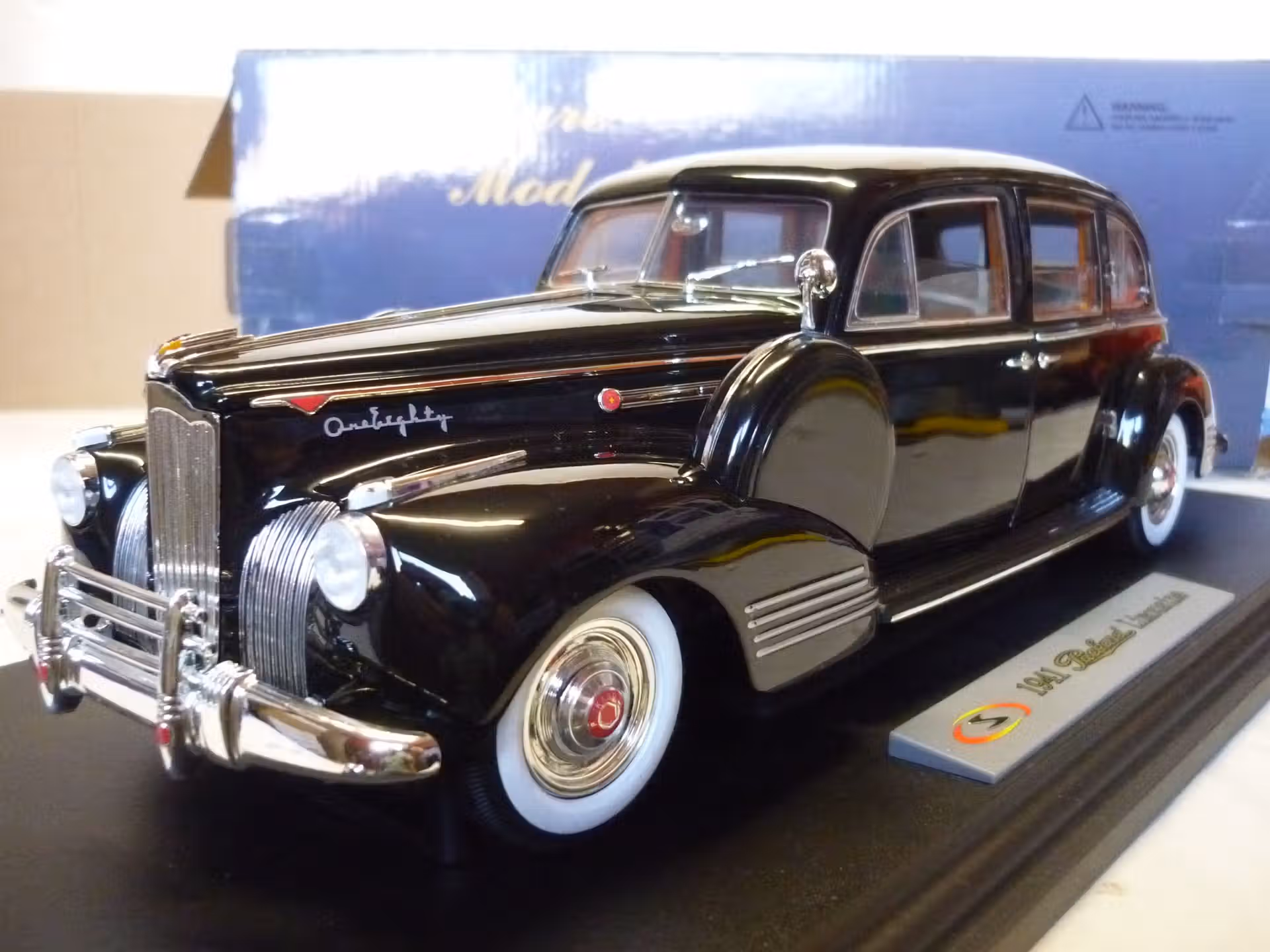 Packard limousine 1941 Signature 1/18