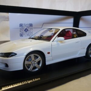 Nissan Silvia S15 Spec-R aéro 1999 Solido 1/18