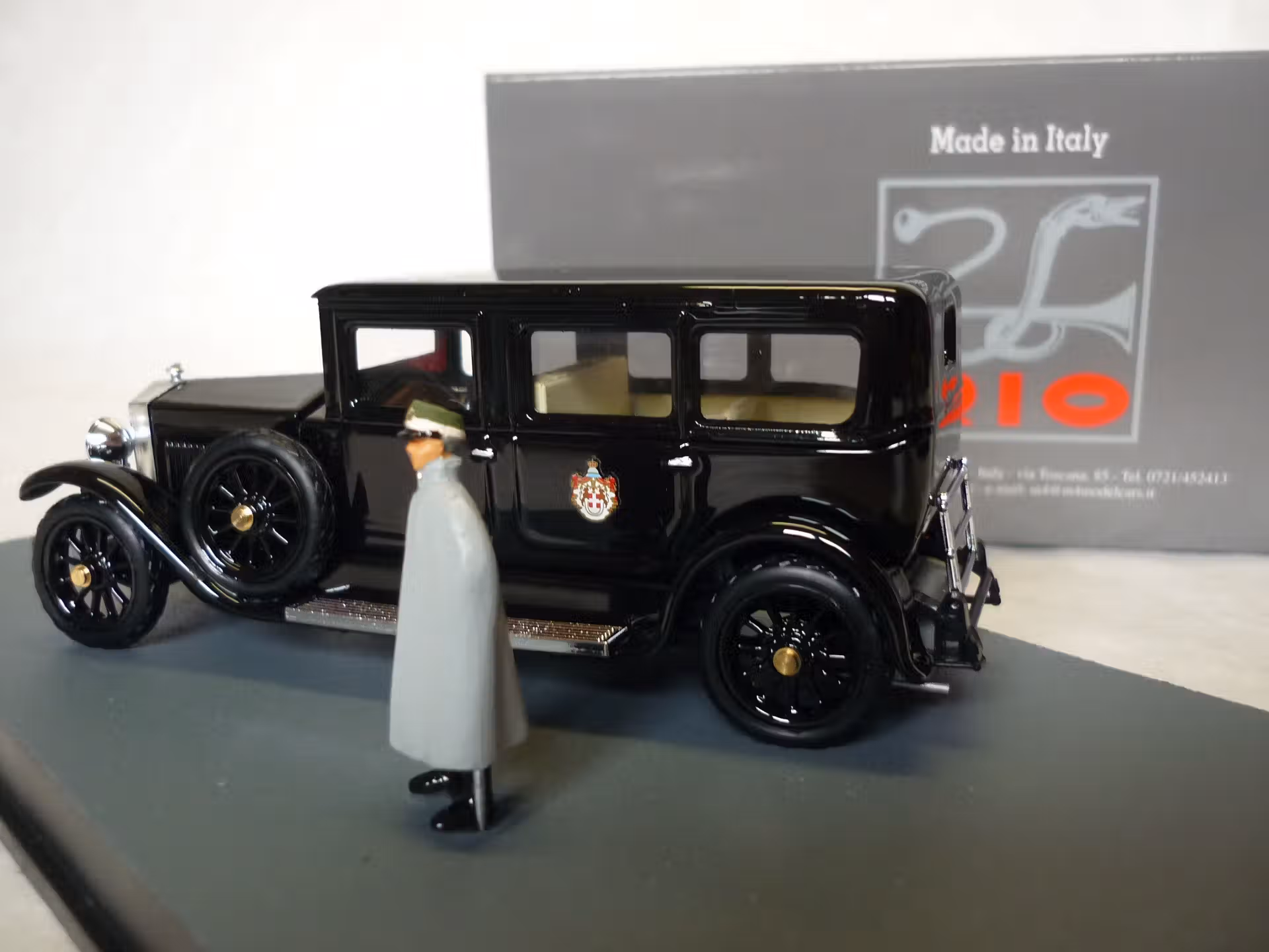 Fiat 519 S Limousine 1929 avec figurine Rio 1/43 – Image 2