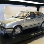 Renault 19 berline 1994 Triple 9 1/18°