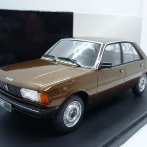 Peugeot 305 1/24° Whitebox