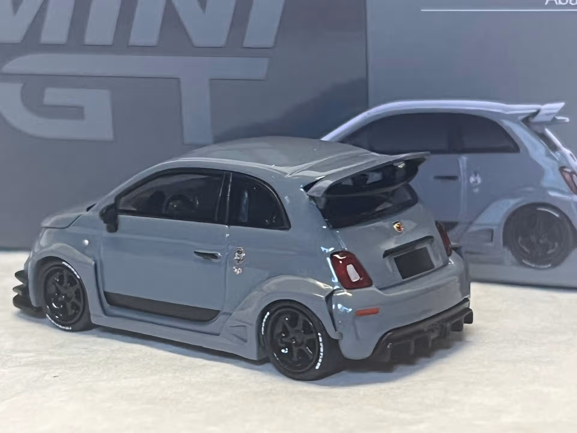 Fiat 595 Abarth LB-Works X Abas 2024 MiniGt 1/64° – Image 2