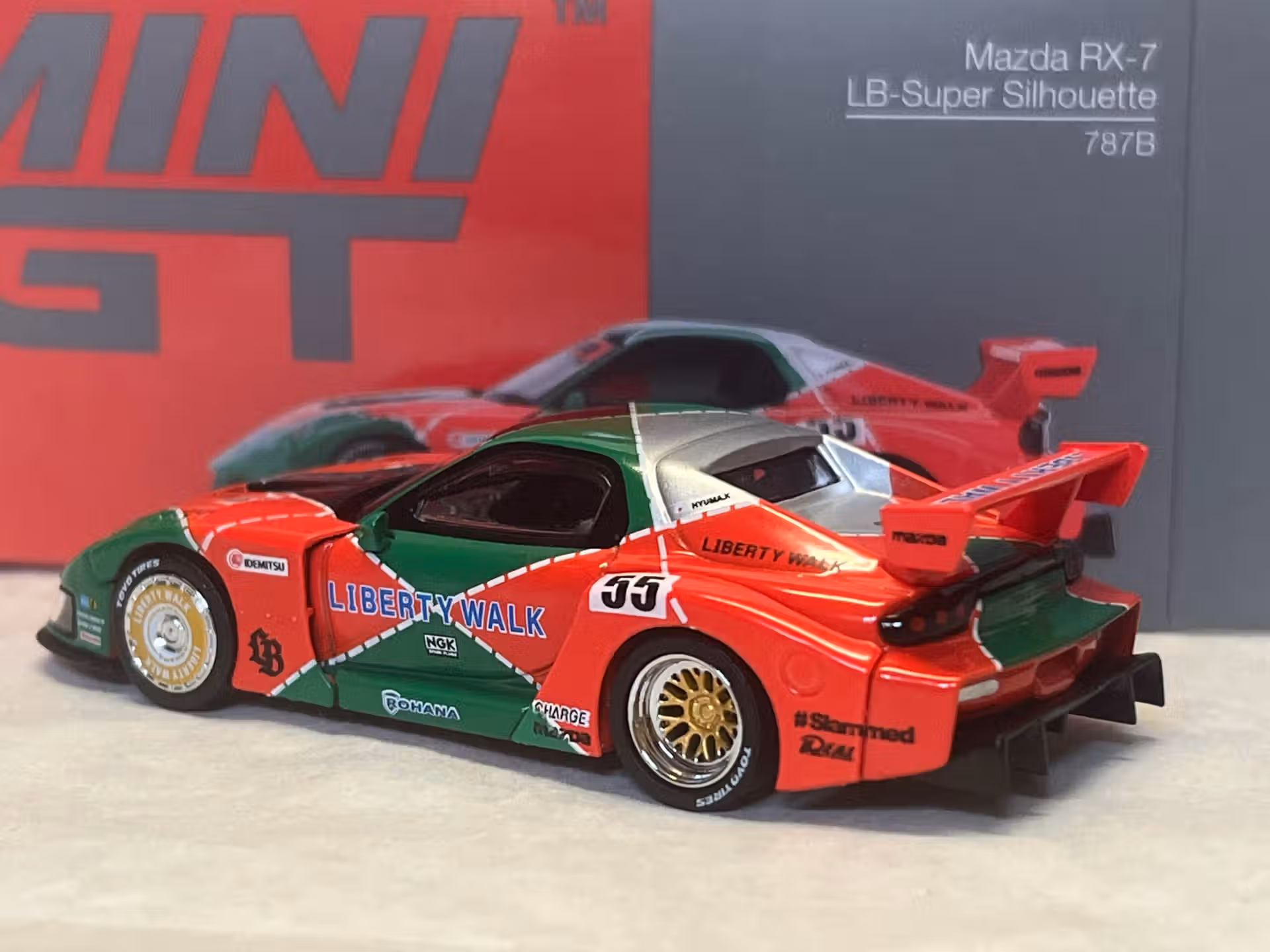 Mazda RX7 LB-super silhouette déco 787B Le Mans MiniGt 1/64° – Image 2