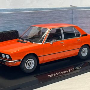 BMW série 5 E12 1973 MCG 1/18°