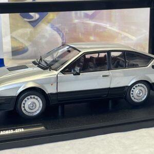 Alfa Romeo GTV6 1984 Solido 1/18