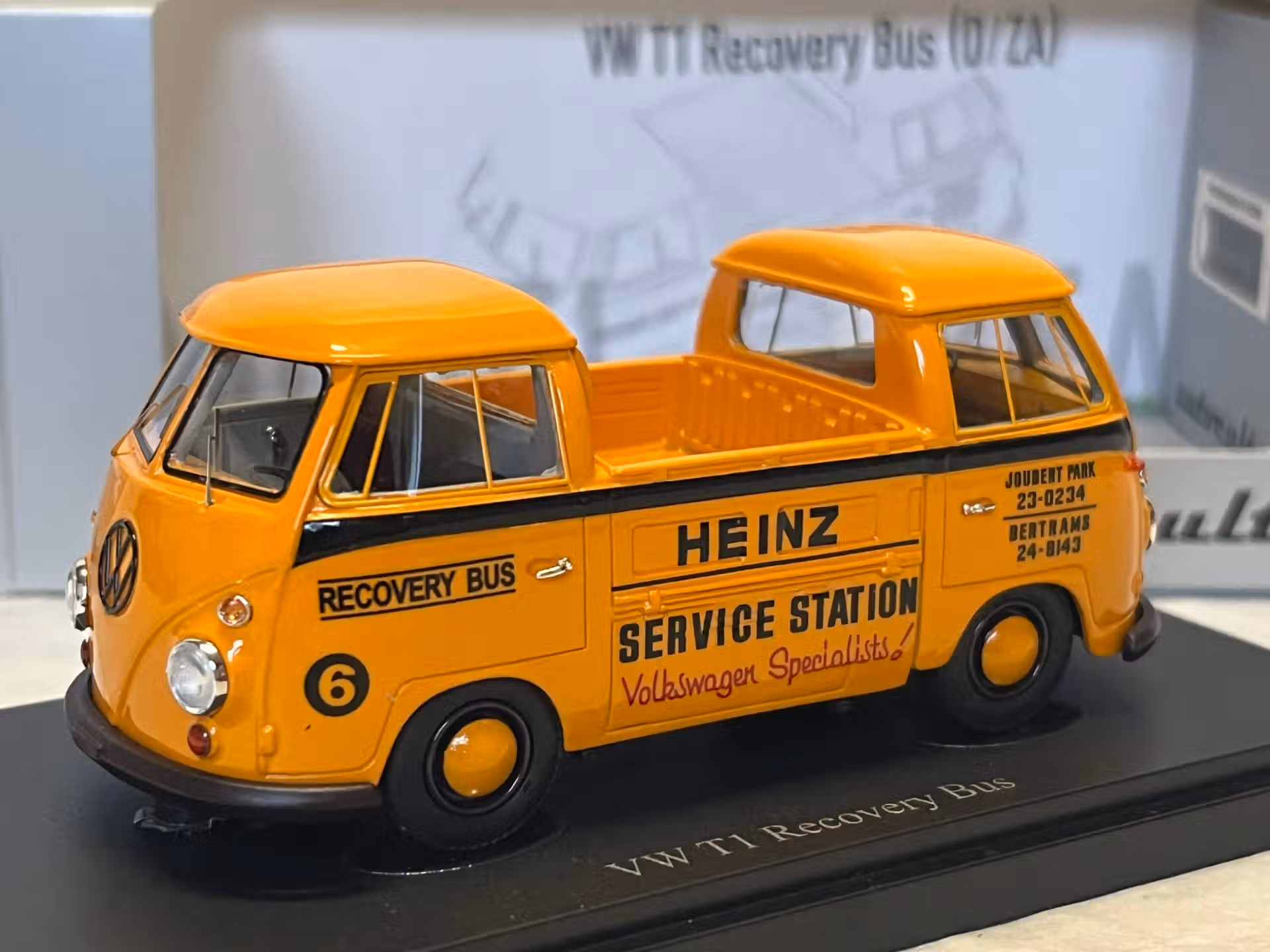 Volkswagen Combi T1 Heinz Bicéphale Autocult 1/43°