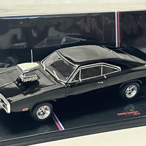 Dodge Charger avec moteur sortant 1970 Ixo 1/43°
