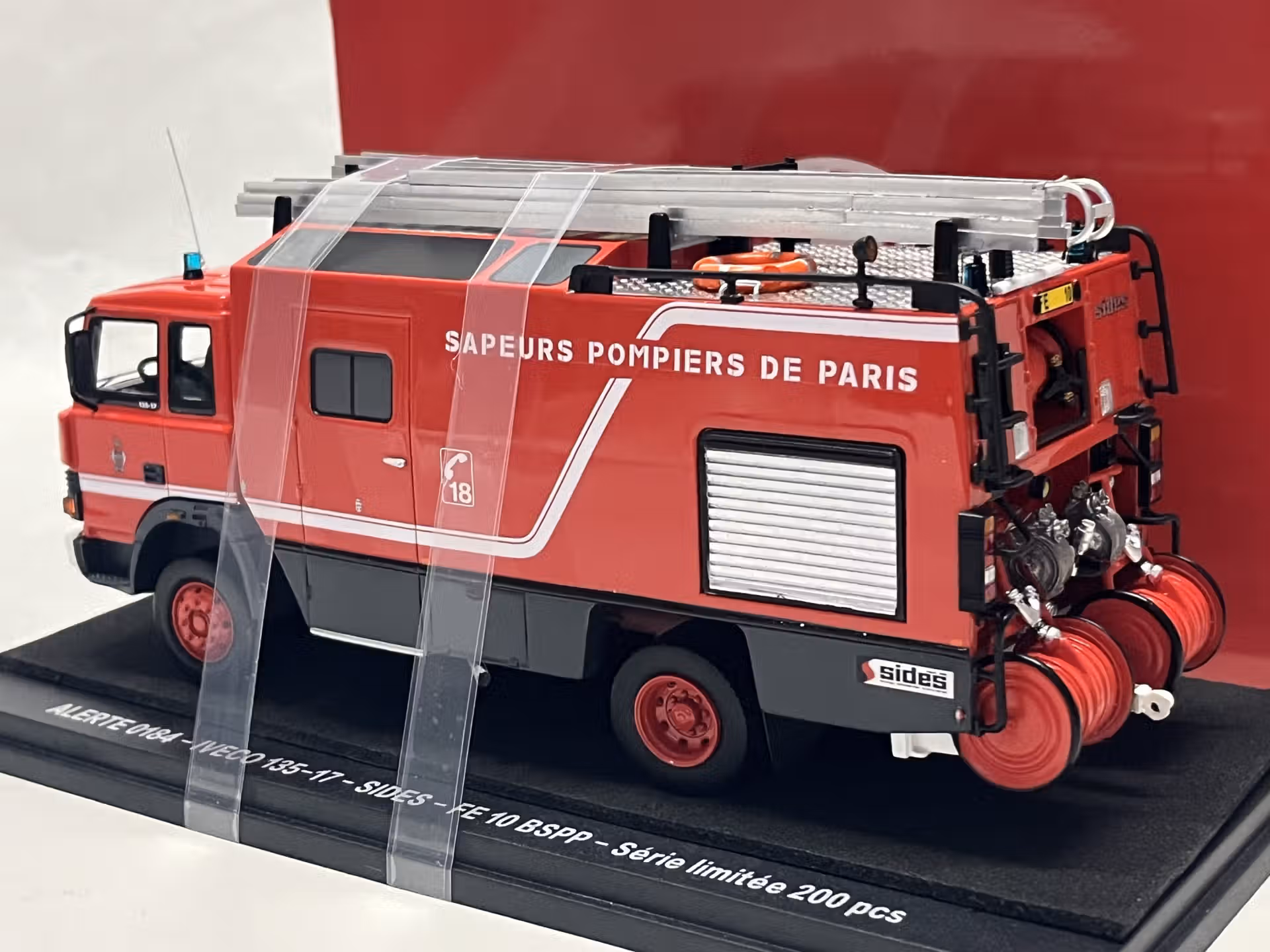 Camion Iveco 135-17 FE 10 Sides BSPP pompiers Alerte 1/43° – Image 3
