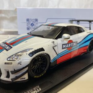 Nissan Skyline R35 Liberty Walk 2024 Solido 1/18°