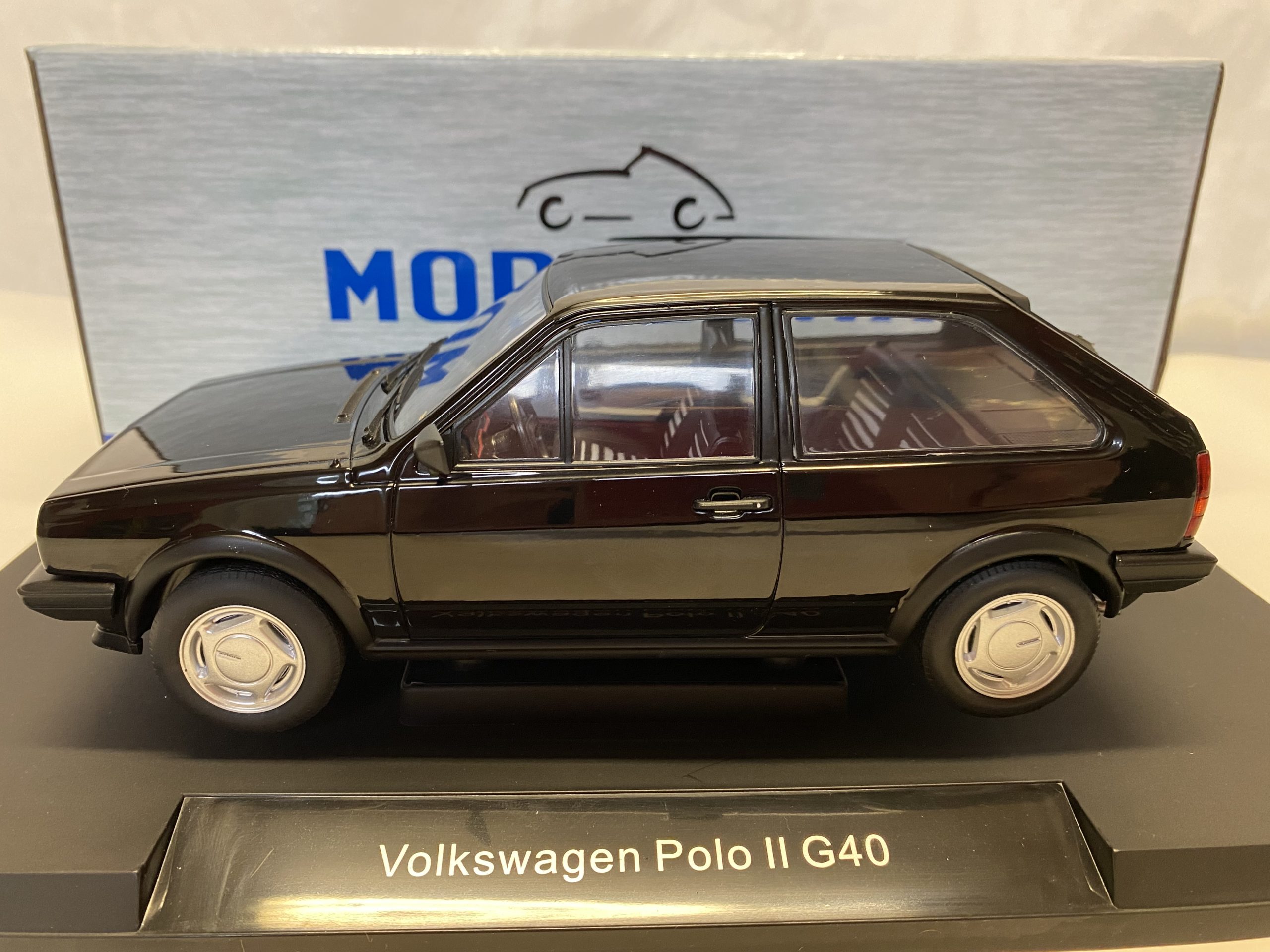 Volkswagen Polo II Coupe GT MCG 1/18° – Image 3