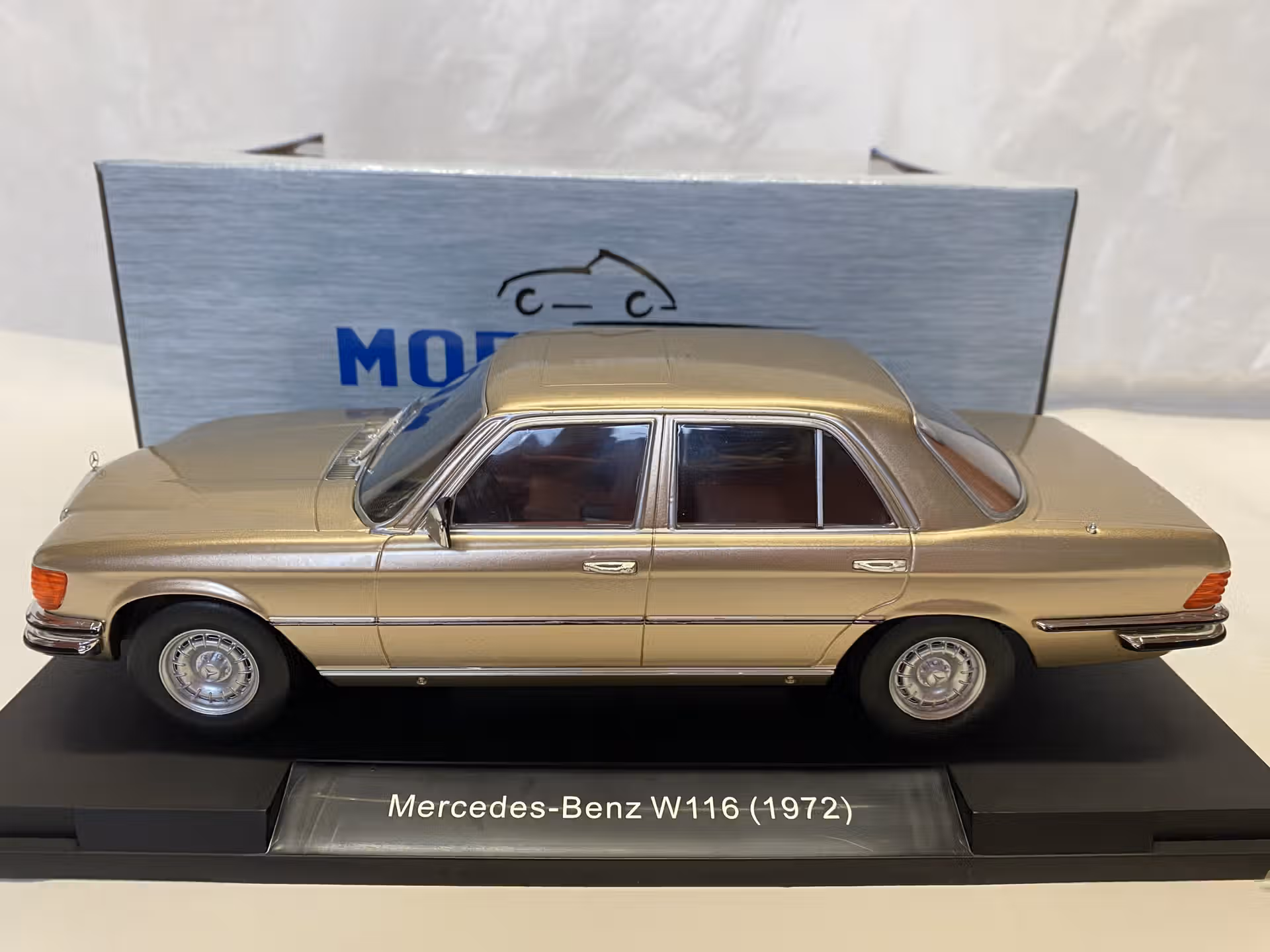 Mercedes Classe S (W116) 1972 MCG 1/18° – Image 3