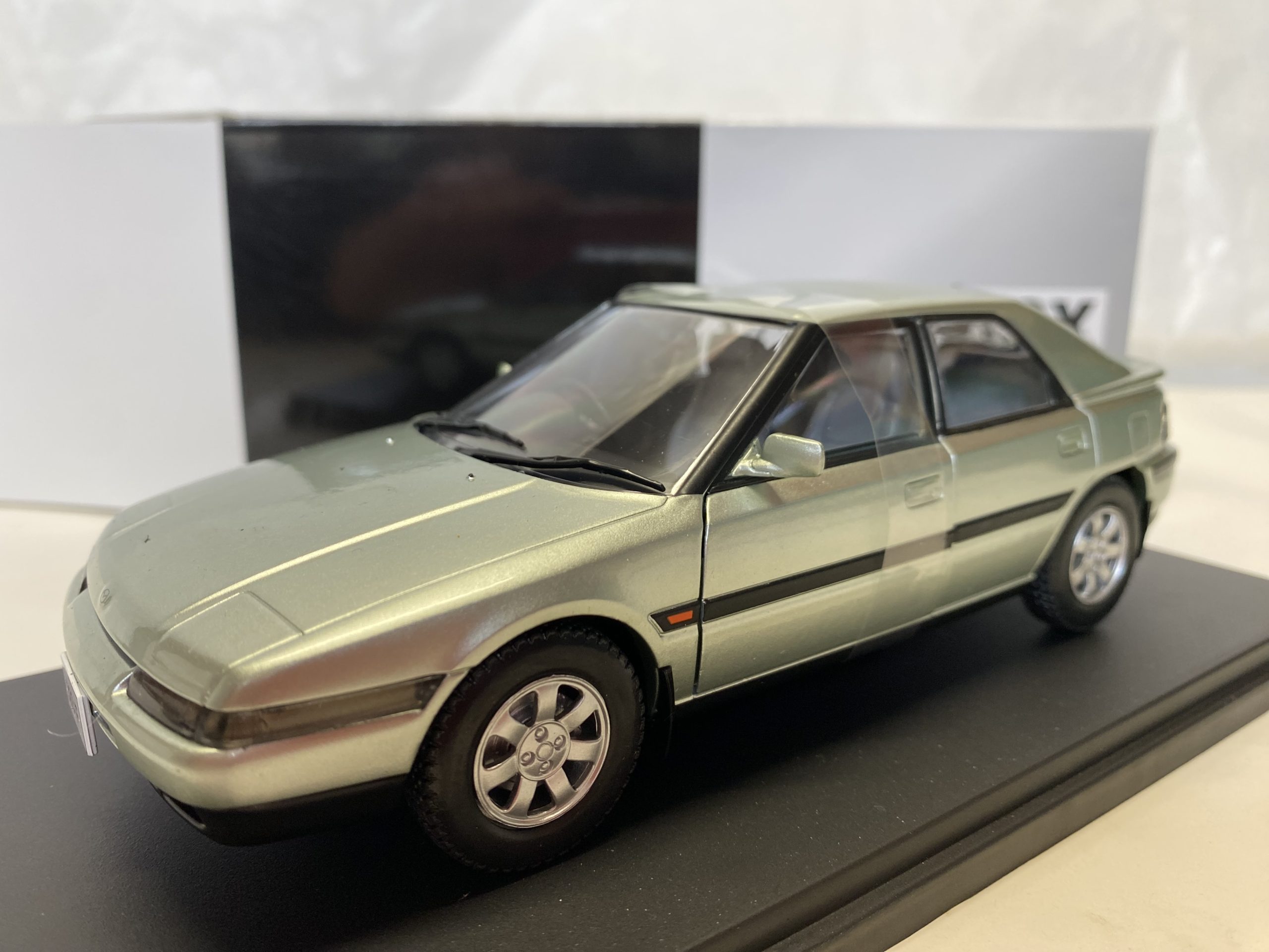 Mazda 323 F WhiteBox 1/24°