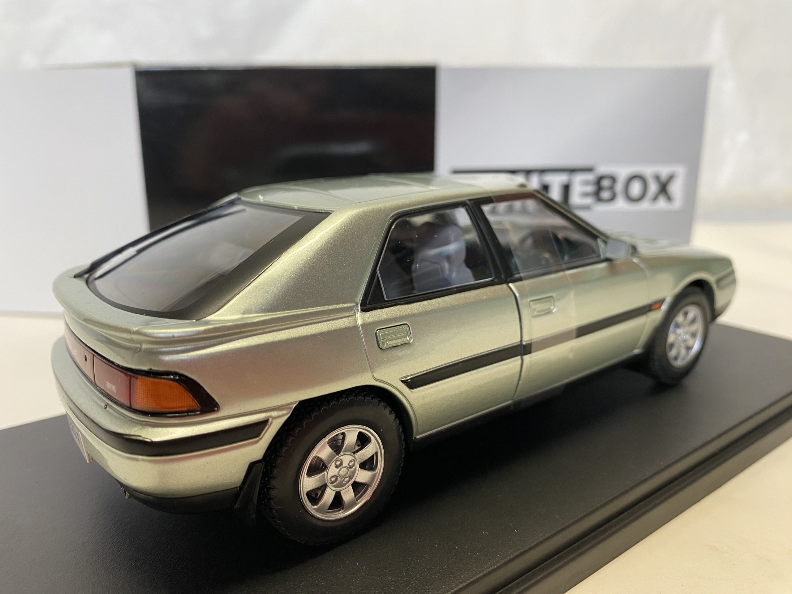 Mazda 323 F WhiteBox 1/24° – Image 2